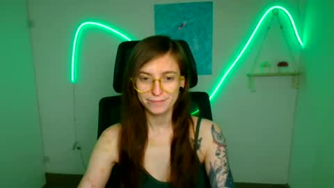 Snapshot of ivynoir_ chatting on 06.25.26 Ivy online show from 06.25.26