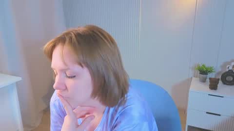 Snapshot of ivyrish chatting on 05.26.26 Ivy online show from 05.26.26