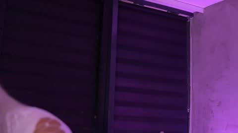 IvyRowa online show from 09.19.25