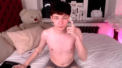 Maxim online show from 03.04.26