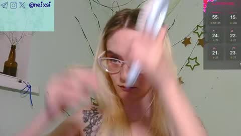 Snapshot of ixsi chatting on 05.26.26 Nina online show from 05.26.26