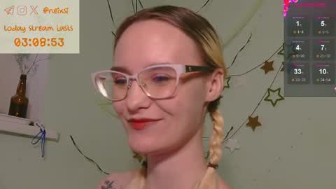 Snapshot of ixsi chatting on 06.13.26 Nina online show from 06.13.26