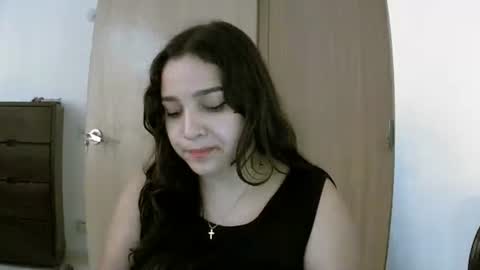 izzy_32 online show from 02.18.26