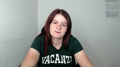 Snapshot of izzyflame18 chatting on 09.18.25 Shygirl online show from 09.18.25