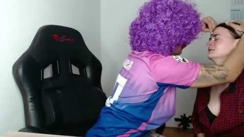 Snapshot of izzyflame18 chatting on 10.30.25 Shygirl online show from 10.30.25