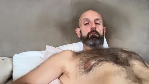 izzysboytoy1 online show from 02.28.26