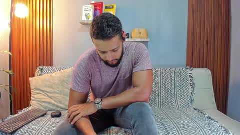 Calix  Independient model Insta and twt Calixsnake online show from 03.30.26