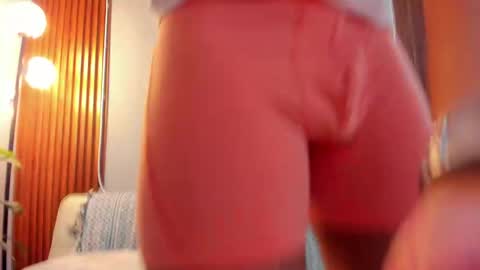 Calix  Independient model Insta and twt Calixsnake online show from 04.15.26