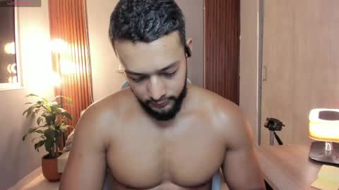 Calix  Independient model Insta and twt Calixsnake online show from 05.22.26