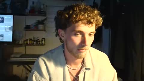 Snapshot of j_crisp chatting on 01.09.26 j_crisp online show from 01.09.26