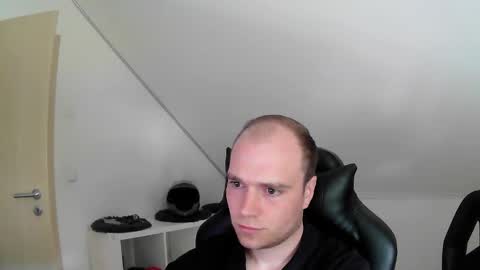 Snapshot of j_german783377 chatting on 05.04.26 here4y online show from 05.04.26
