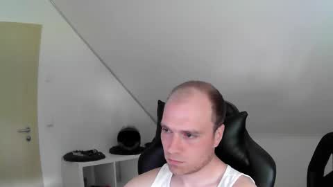 Snapshot of j_german783377 chatting on 05.06.26 here4y online show from 05.06.26