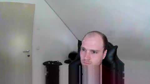 Snapshot of j_german783377 chatting on 05.19.26 here4y online show from 05.19.26