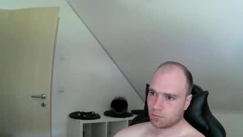 Snapshot of j_german783377 chatting on 05.25.26 here4y online show from 05.25.26