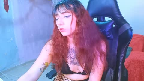 Snapshot of jaadee18 chatting on 01.25.25 jade 18 online show from 01.25.25