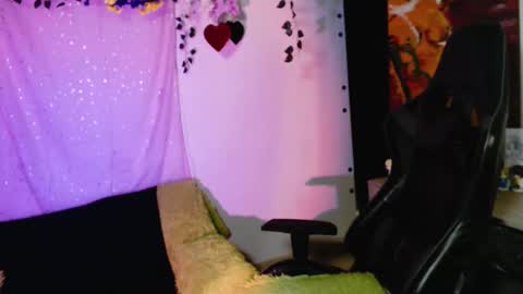 Snapshot of jaadee18 chatting on 02.25.26 jade 18 online show from 02.25.26