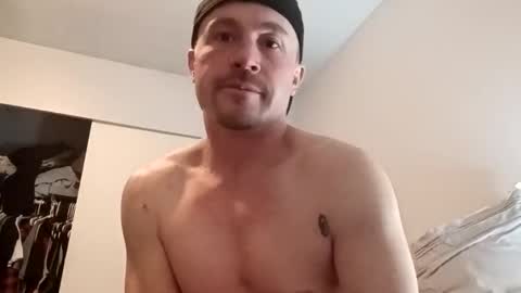 Snapshot of jabrattor1 chatting on 12.05.25 First timer online show from 12.05.25