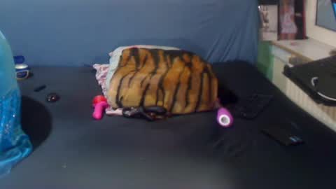 Snapshot of jacekwrrr chatting on 12.08.24 JACKSLUT BUY ME . FAN CLUB MEMBERS AND THOSE WHOM THE MEMBERS INDICATE SISY SLUT PROVIDES THEM FREE SERVICES online show from 12.08.24