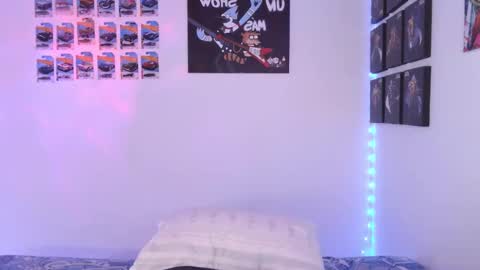 J online show from 11.25.25