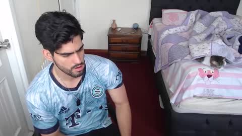 Snapshot of jackecuador chatting on 10.10.25 Jack online show from 10.10.25