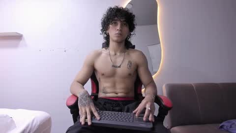 Jackes Taylor online show from 02.05.26