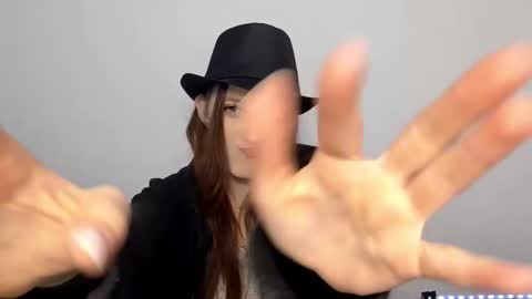 Lisa online show from 01.19.26