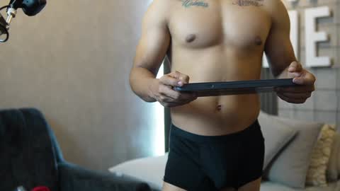 Jackson Bell online show from 02.01.25