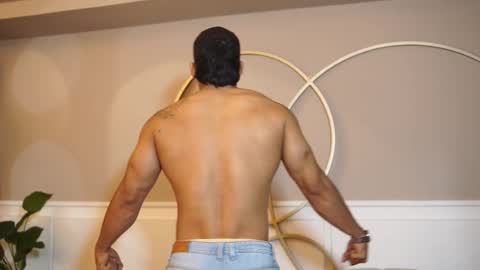 Jackson Bell online show from 11.04.25