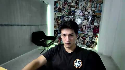 Snapshot of jackyrosee2323 chatting on 09.16.25 jackyrosee2323 online show from 09.16.25