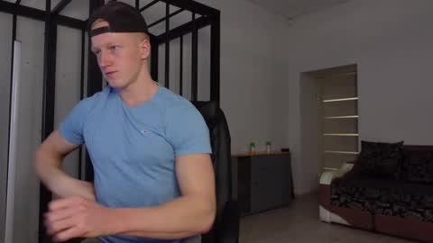 JACOB DEVON online show from 03.10.25