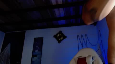 Michael Caicedo online show from 03.07.25