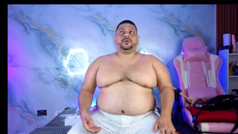 Snapshot of jacoob_woods chatting on 04.18.26 daddy sir master bear online show from 04.18.26