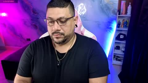 Snapshot of jacoob_woods chatting on 04.19.26 daddy sir master bear online show from 04.19.26