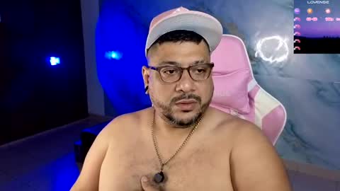 Snapshot of jacoob_woods chatting on 05.25.26 daddy sir master bear online show from 05.25.26
