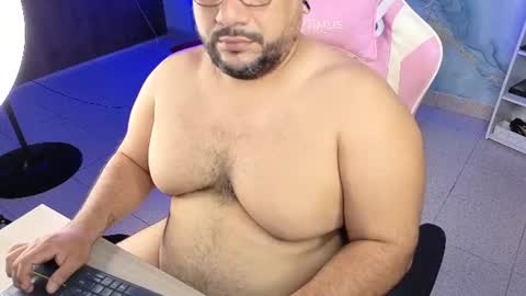 Snapshot of jacoob_woods chatting on 07.27.26 daddy sir master bear online show from 07.27.26