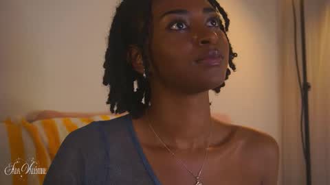 Snapshot of jada_valentine chatting on 03.13.26 Jada online show from 03.13.26