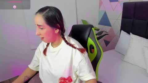 Snapshot of jadde13 chatting on 10.03.25 Jadde online show from 10.03.25