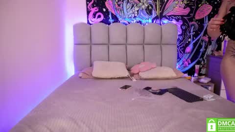   online show from 04.12.26