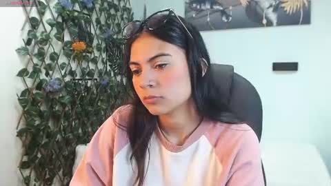 Snapshot of jade_aitana chatting on 07.04.26 jade_aitana online show from 07.04.26