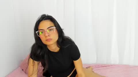 Snapshot of jade_aitana chatting on 07.27.26 jade_aitana online show from 07.27.26