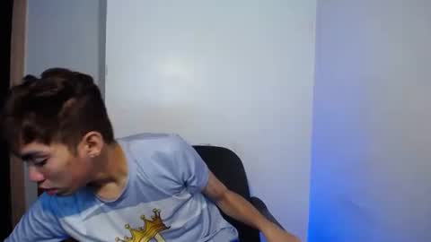 Snapshot of jade_kaizo chatting on 01.11.25 Jade online show from 01.11.25