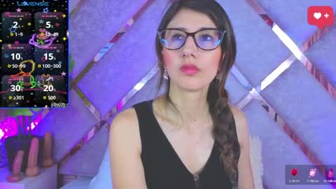 jade white  online show from 04.01.26