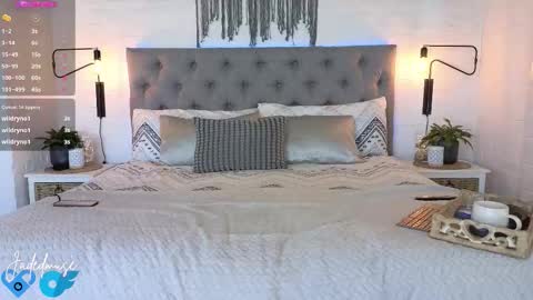 Jade online show from 10.28.25