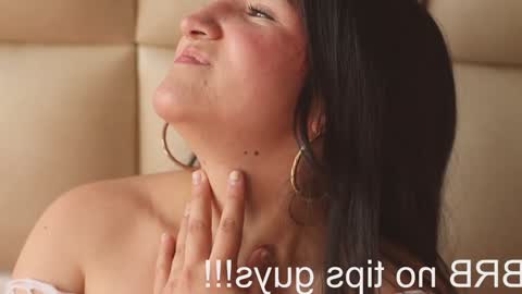 Snapshot of jadeestudios chatting on 12.27.24 jadeestudios online show from 12.27.24