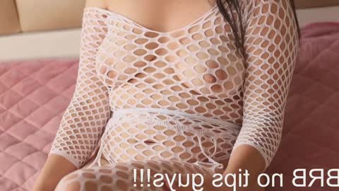 Snapshot of jadeestudios chatting on 01.04.25 jadeestudios online show from 01.04.25