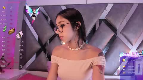 Snapshot of jadeestudios chatting on 02.21.25 jadeestudios online show from 02.21.25