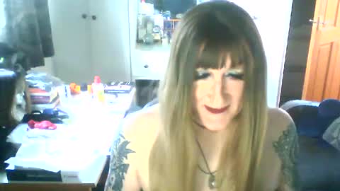 Snapshot of jadeladyboyminx chatting on 01.27.25 Jademinx online show from 01.27.25