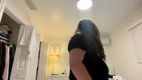 jademonroe0522 online show from 10.21.25