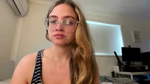 Snapshot of jademonroe0522 chatting on 02.21.26 jademonroe0522 online show from 02.21.26