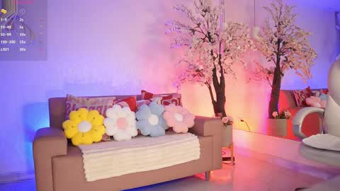 Jade Summer online show from 04.10.26